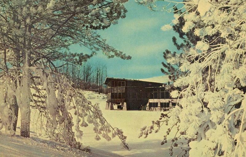 Pine Knob Ski and Snowboard Resort - Vintage Postcard